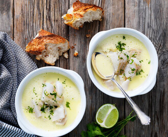 Fisksoppa med torsk, ingefära och lime