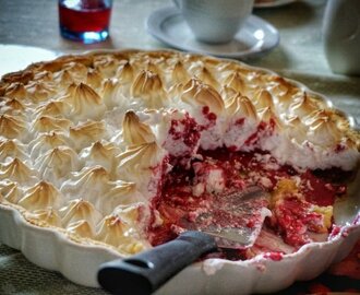 Blackcurrant Meringue Pie