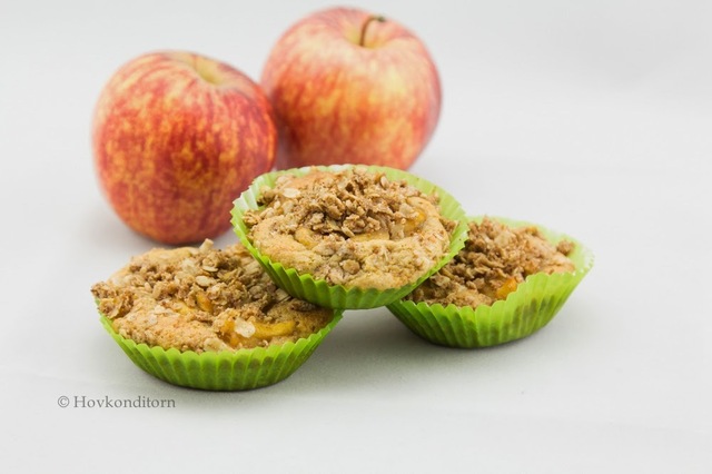 Apple Crumb Muffins, gluten free and dairy free