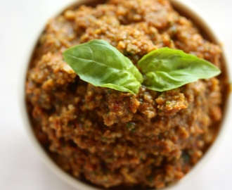 Sun Dried Tomato Pesto / Pesto med Soltorkade Tomater