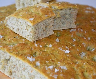 Focaccia med nässlor