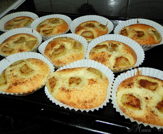 Gluten- och laktosfria rabarbermuffins