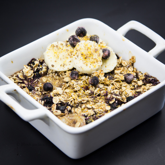 Baked Oatmeal with Blueberries and Banana