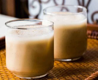 Coquito (Puerto Rican Coconut Eggnog)