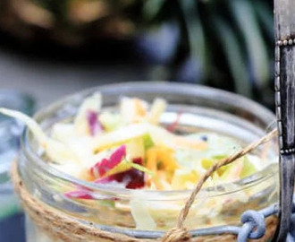 Coleslaw med ananas