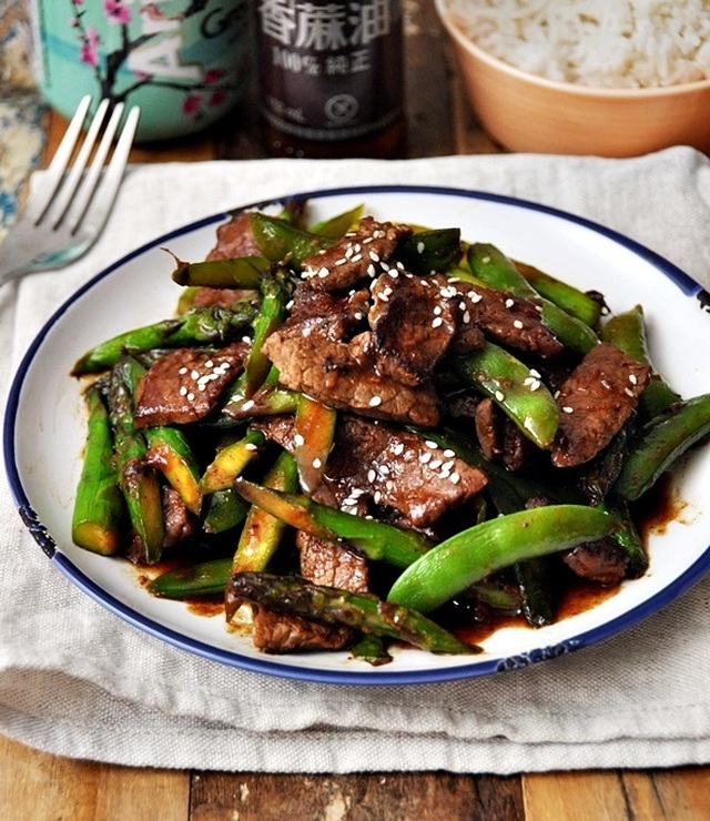 Stir-Fried Beef with Five Spice, Hoisin Sauce & Vegetables Recipe