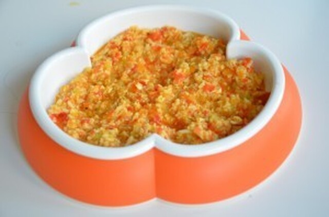 Barnmatsrecept steg 3: currykryddad fläskytterfilé med grönsaker och ris