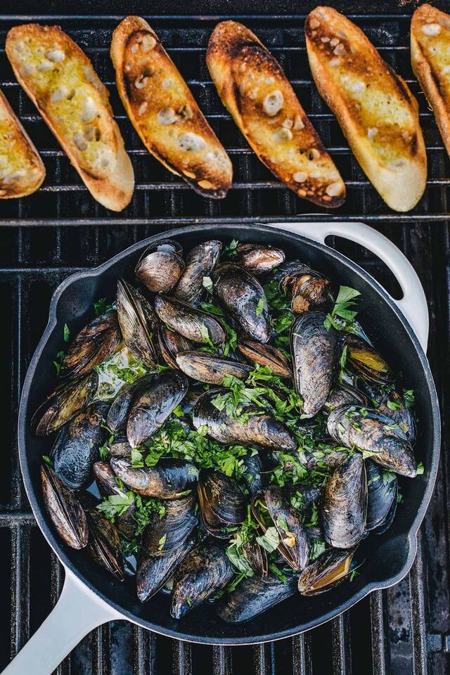 Grilled Mussels Al Fresco | Recipe | Mussels recipe, Bbq recipes, Grilled mussels