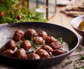 Lammköttbullar med rostad vitlök och rosmarin