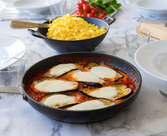 Aubergine i tomatsås med mozzarella