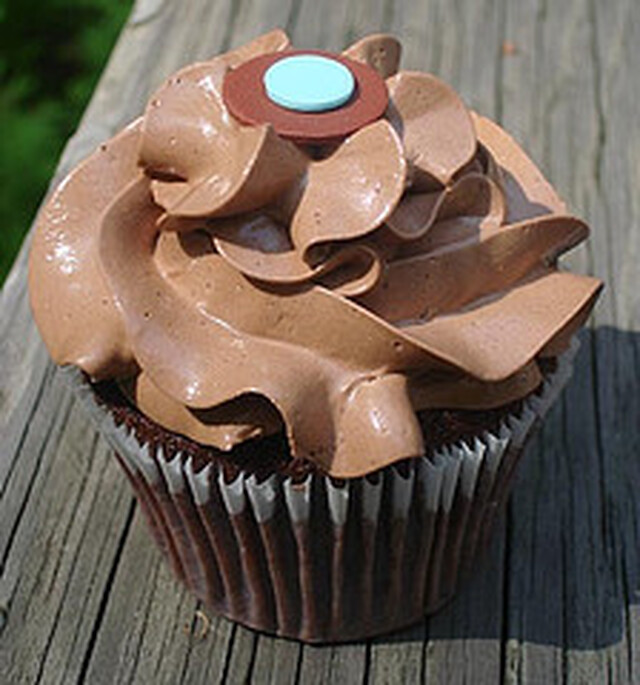 Brownie cupcakes med chocolate frosting