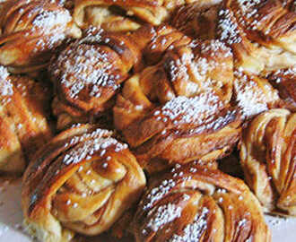 Davids kanelbullar med surdeg