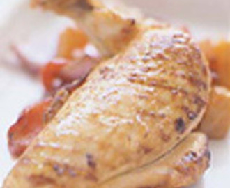 Ugnsstekt Sambal Oelek-kyckling med rostade balsamic-grönsaker