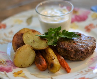 Lammfärsbiffar med tzatziki