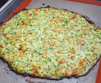 Pizza av zucchini
