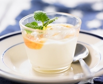 Yoghurt med tomatcurd