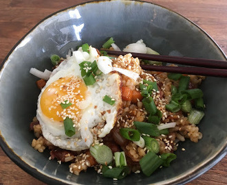 Kimchi Fried Rice med bacon