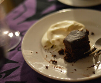 Tung chokladkaka med chili