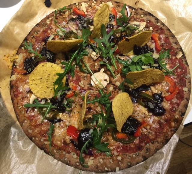 Vegetarisk BBQ Knäckepizza och Lanseringsevent för Färdig Knäckepizza