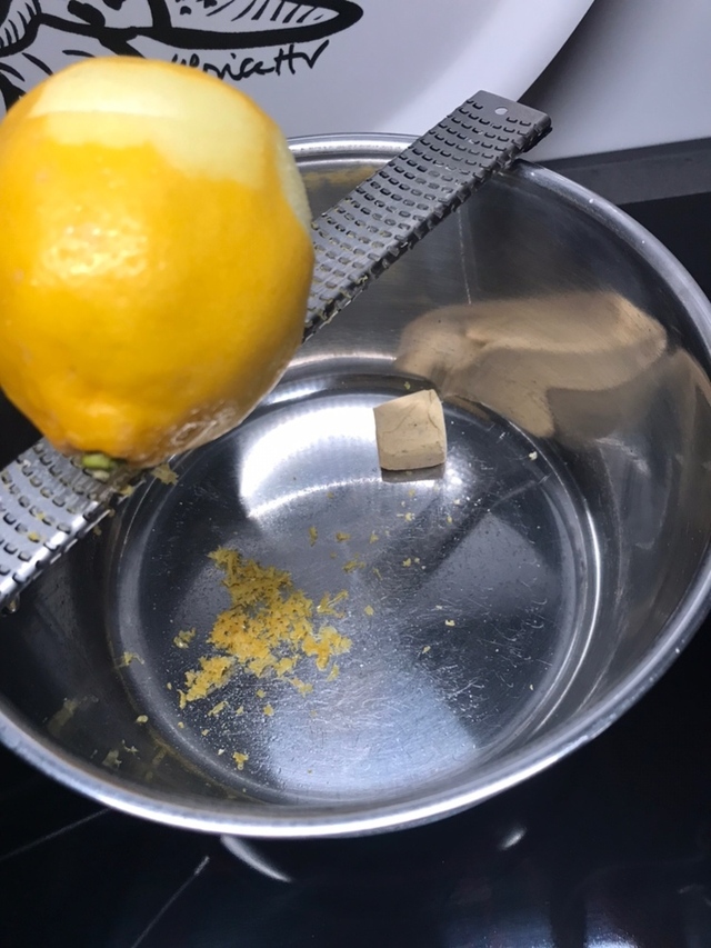 Lax med citronsås