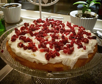 Glutenfri saffranskladdkaka med frosting