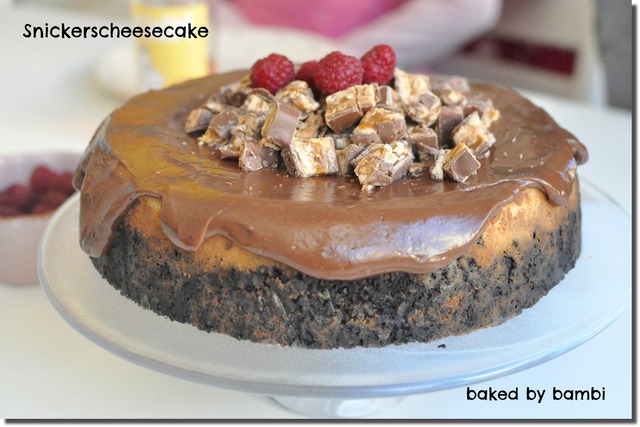 Snickerscheesecake med oreobotten