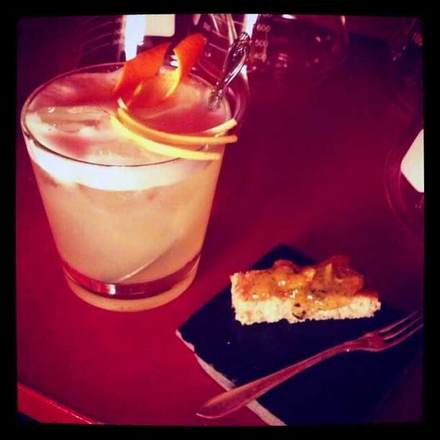 I BAREN med Tom Surma – Cocktail “Rök och Marmelad”