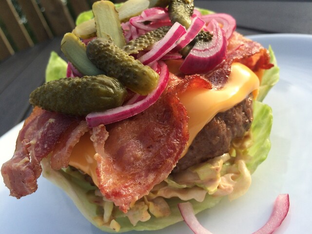 Jamie Olivers Insanity burger
