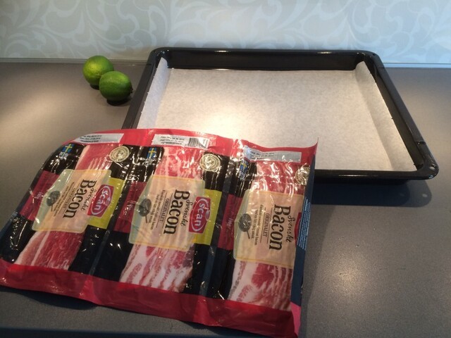 Tre paket bacon…