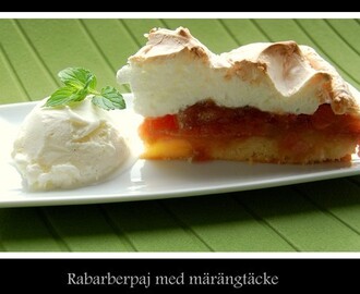 Rabarberpaj med marängtäcke