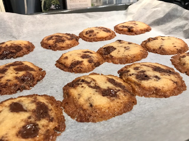 Recept: shortbread-cookies med saltat smör och choklad