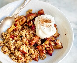 Nyttig äppelpaj till frukost (glutenfri, utan vitt socker)