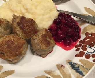 Vilda köttbullar på kycklingfärs