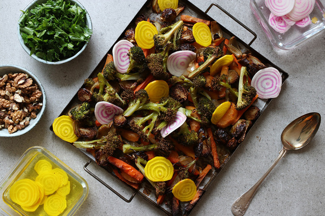 Lyxa till de rostade grönsakerna – med enkla knep!