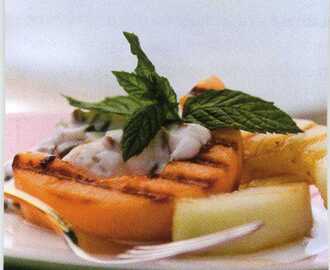 Grillad melon med daimyoghurt