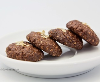 Oat Almond Chocolate Cookies