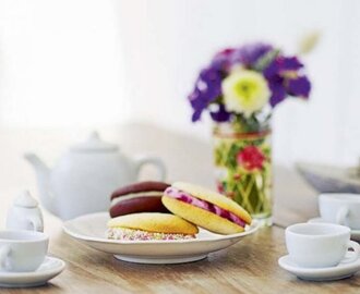 Ginger Raspberry Whoopies