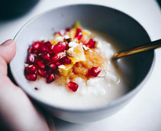 Julgröt med apelsin och granatäpple