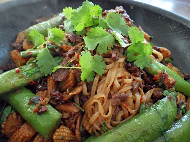 Asiatisk woksallad