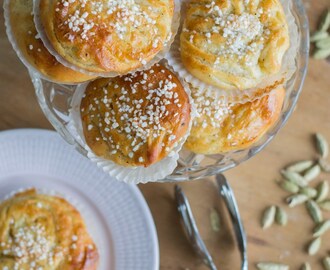 Nattjästa kardemummabullar