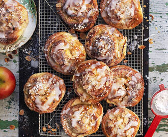 Bullar med äpple & mandelmassa