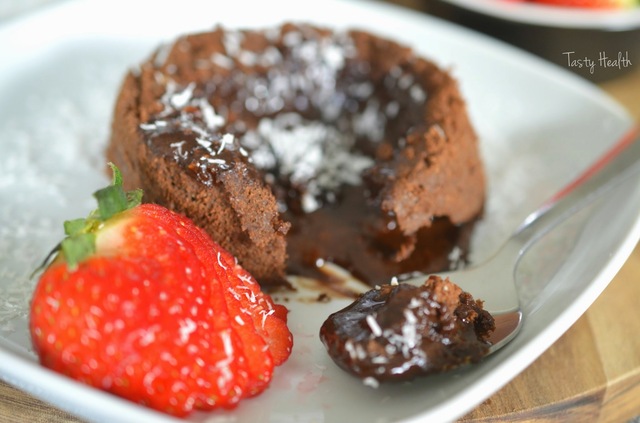 Kladdig chocolate protein lava cake