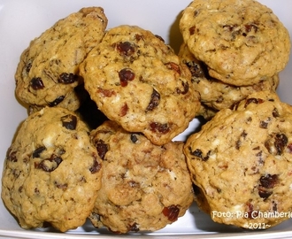 Havrekakor med vit choklad och tranbär - Cranberry white chocolate  oatmeal cookies