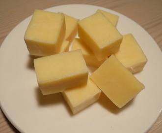 Hemmagjord paneer - indisk färskost