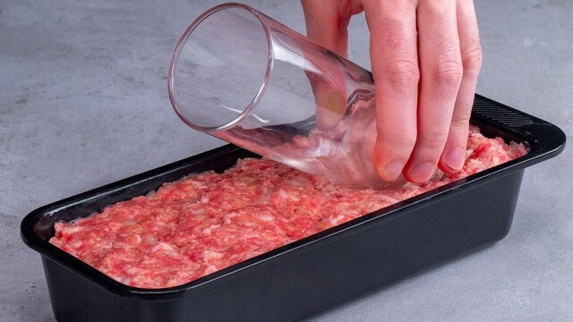 Without a small glass you can’t prepare the meat correctly