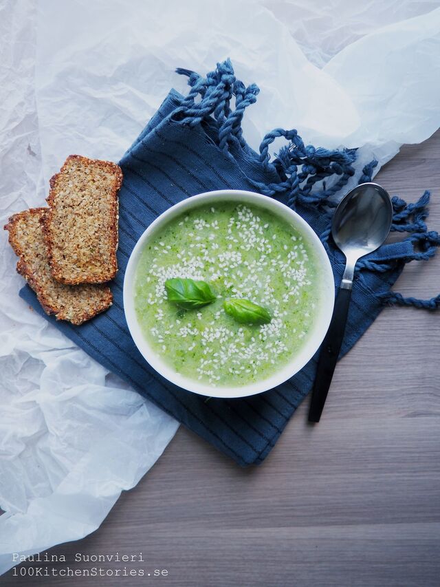 Vegan Broccoli Soup with Fresh Basil