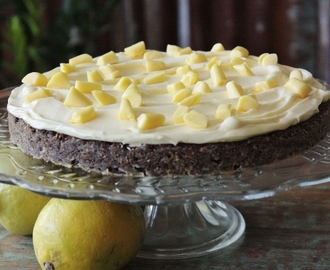 Lakritskladdkaka med cream cheese lemon frosting