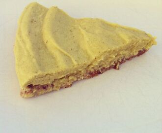 Raw key lime pie