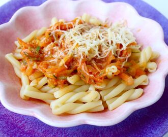 Vegetarisk pastasås