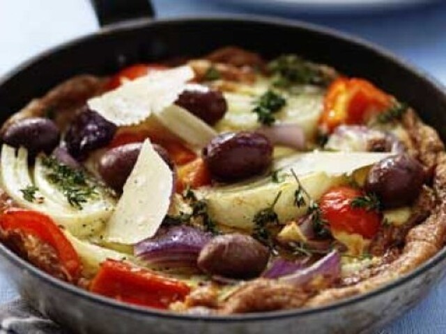 Bondomelett med oliver och parmesan
